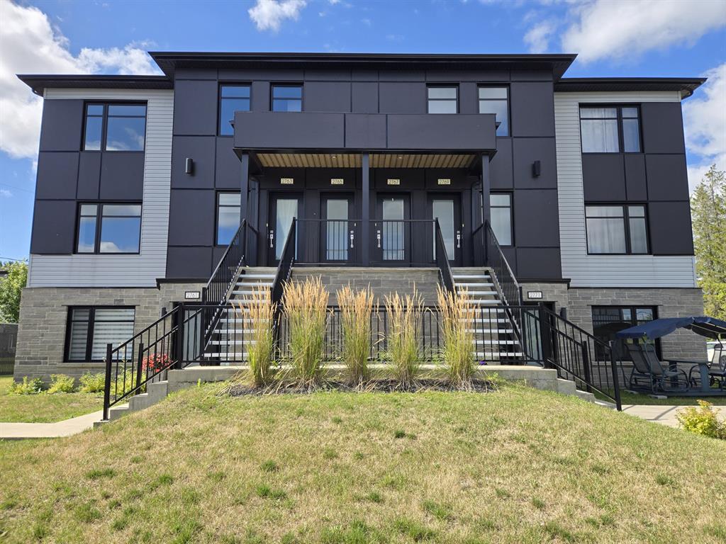 2741 BOULEVARD MAURICIEN