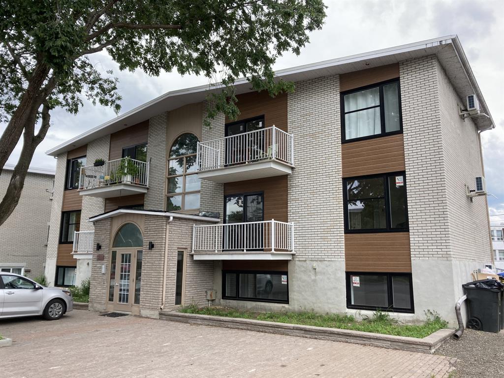 3300 RUE PROVENCHER