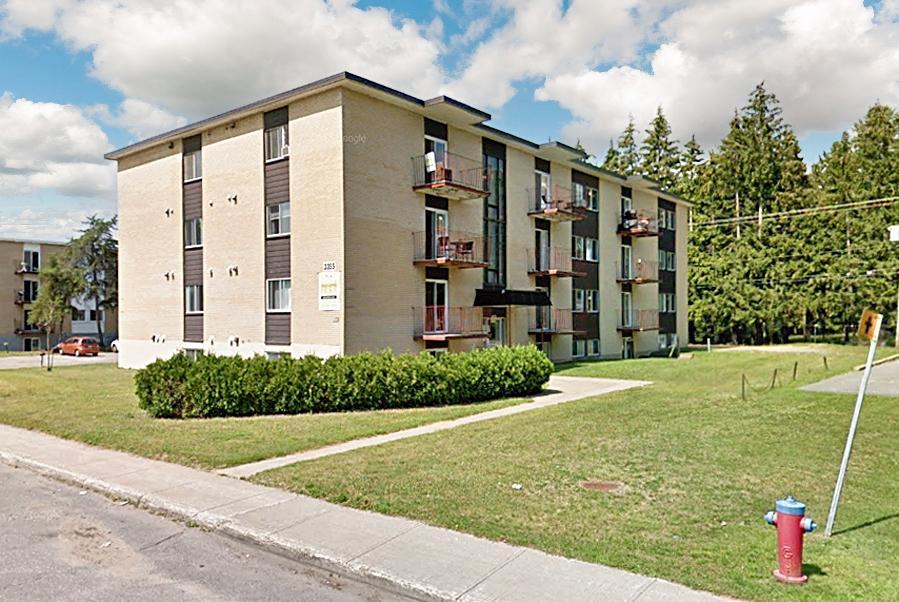 3355 LOUIS-PASTEUR