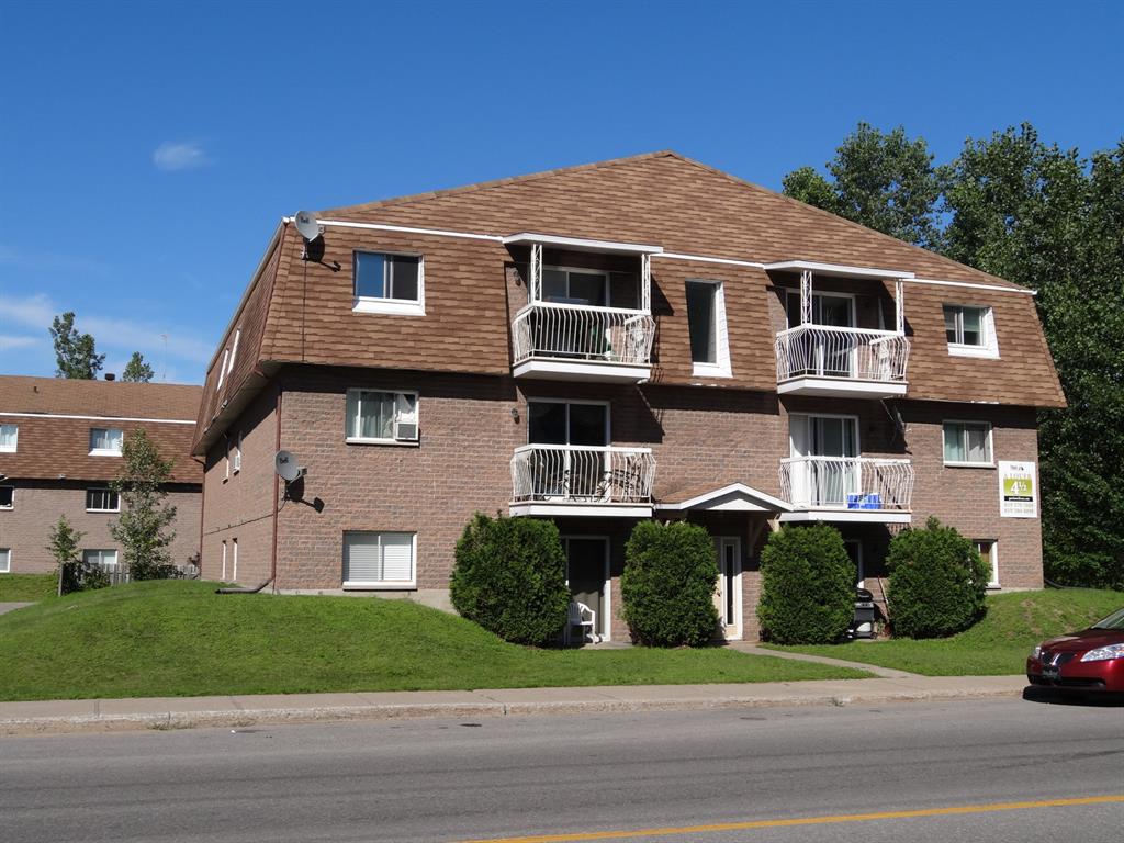 400 RUE ST-MAURICE