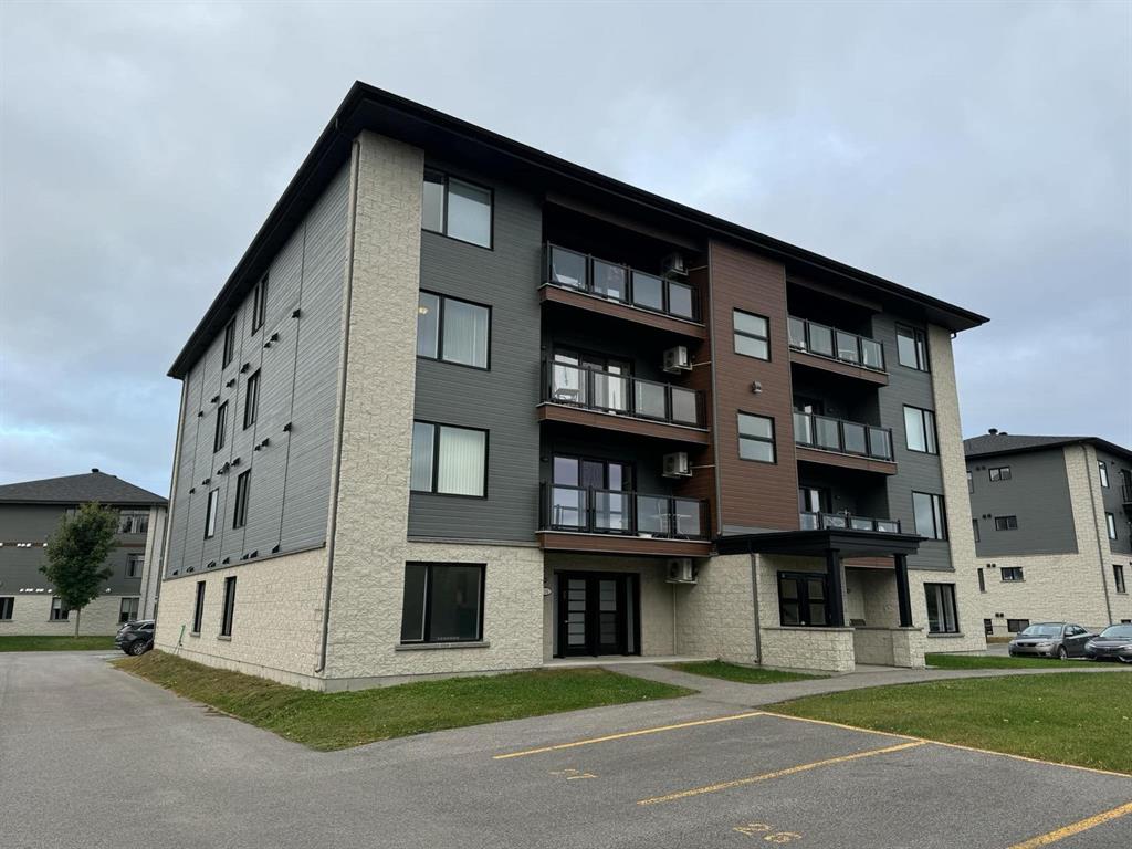 4525 Jean-Paul Diamond