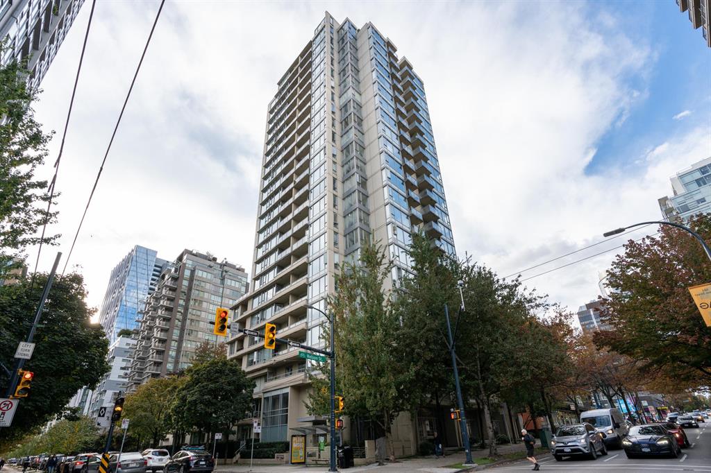 1001 Richards Street