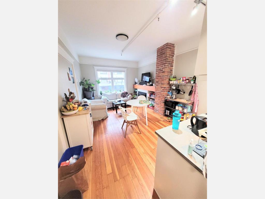 1035 Granville Street