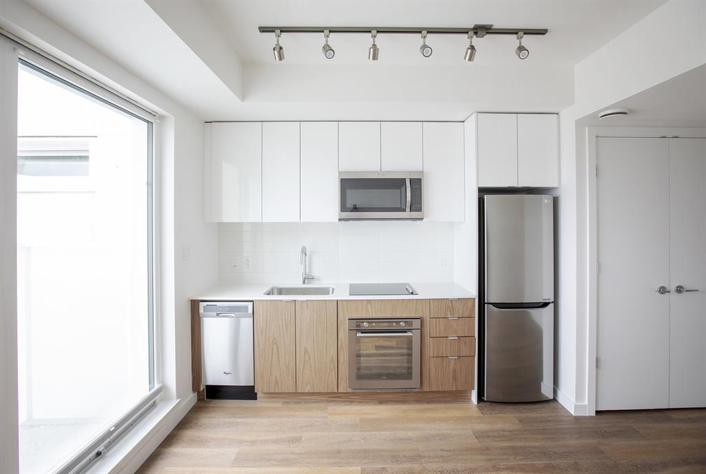 303 Pender