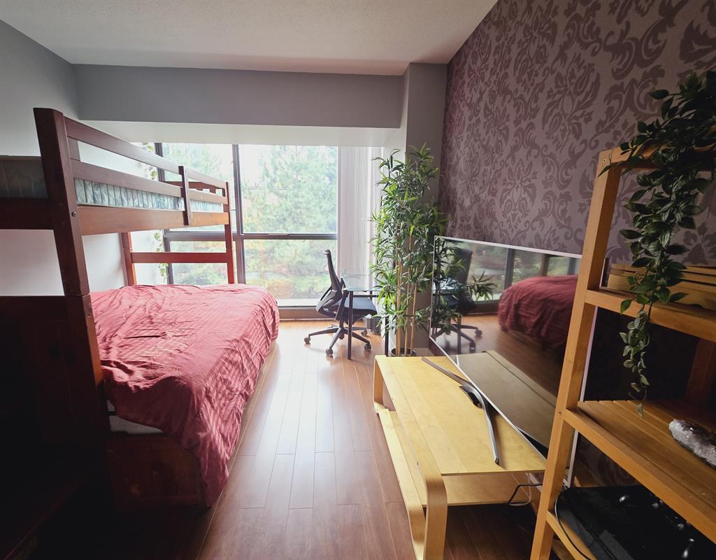 238 alvin narod mews