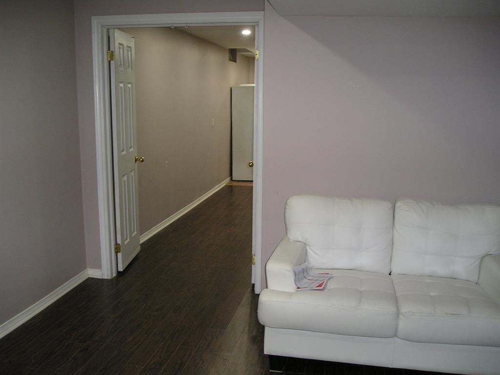 42 Camapania Crt Lower, Vaughan Basement for Rent