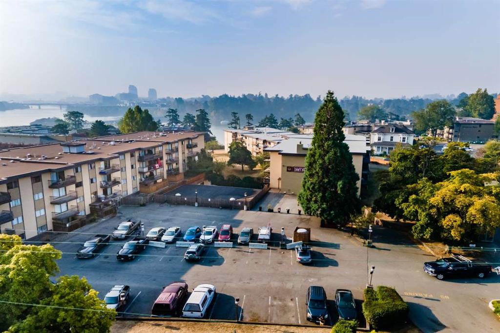 215221,155,157 & 243 Road East, Victoria Apartment for Rent