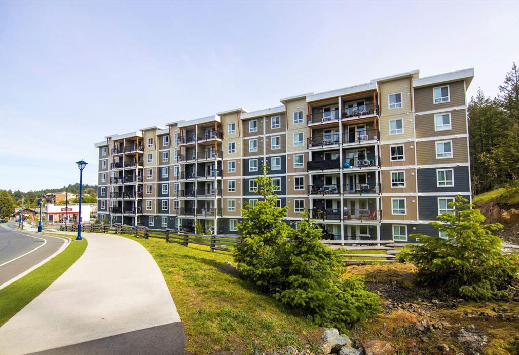 713/715 Treanor Avenue