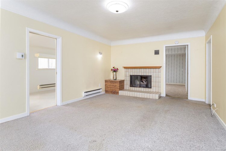 3886 cedar hill road Victoria B.C
