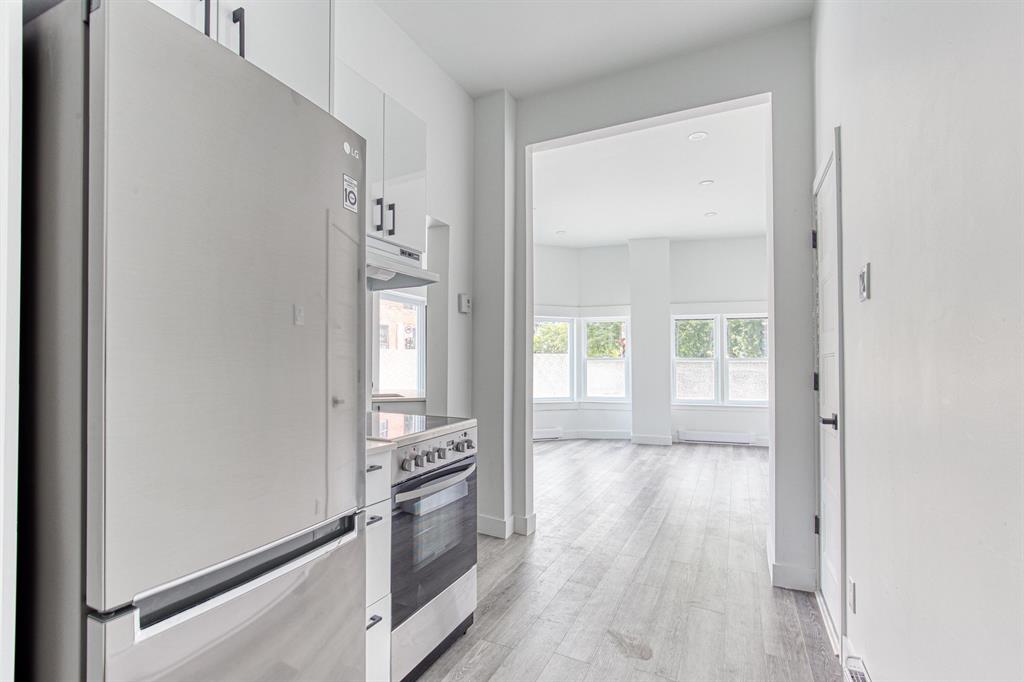 2002 Rue Saint-Andr�