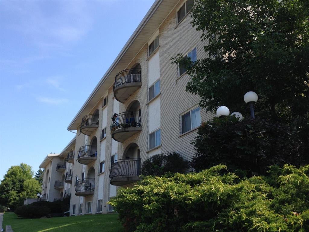 520 Parkside Drive, Waterloo Apartment for Rent B18742