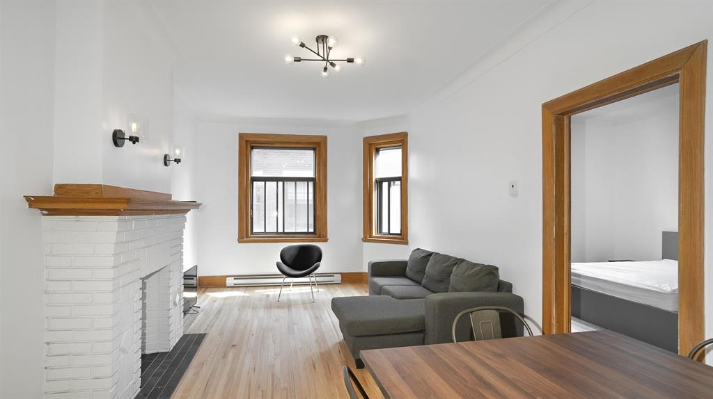 4278 Sherbrooke St. West