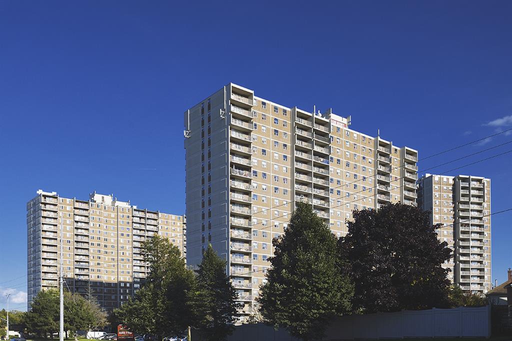 200 White Oaks Court, Whitby Apartment for Rent