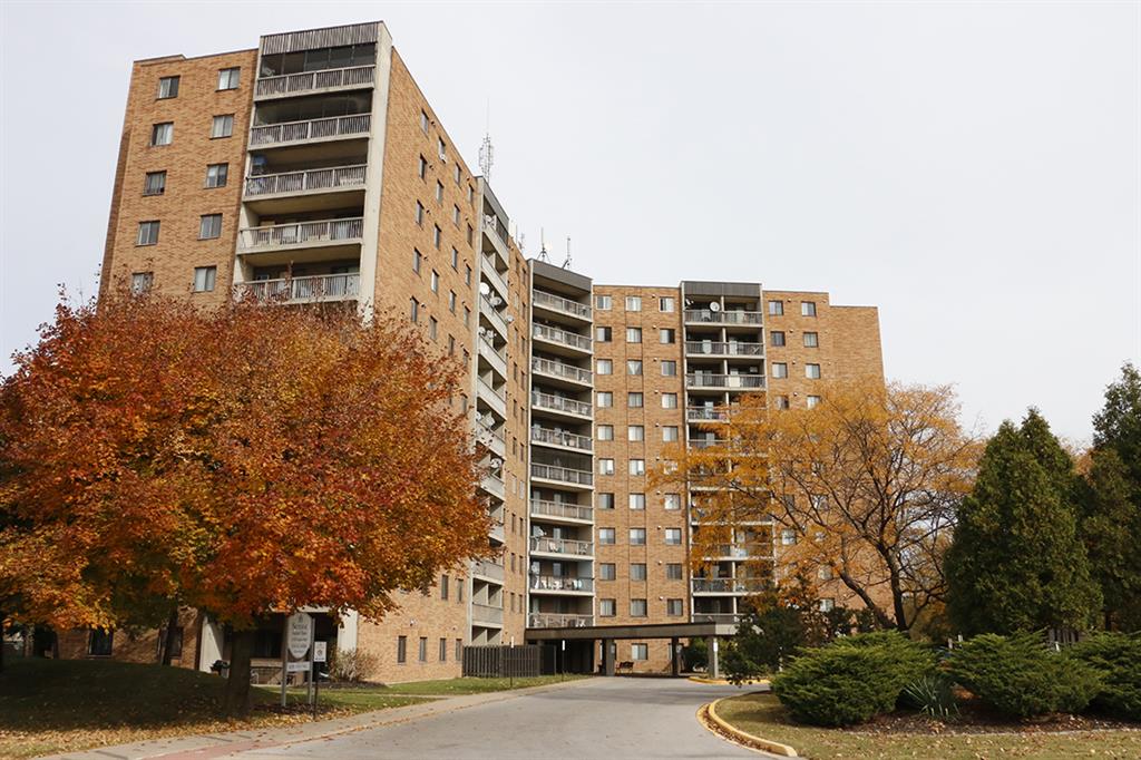 1330 Lauzon Rd.