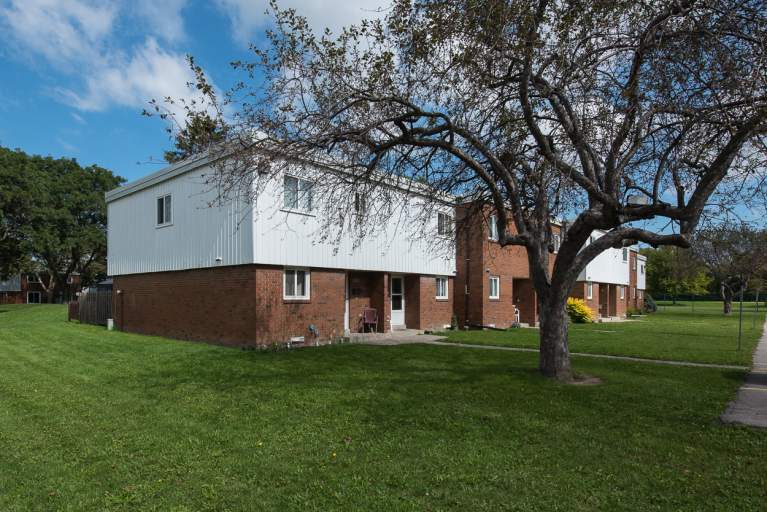 27002772 Meadowbrook Lane, Windsor Apartment for Rent