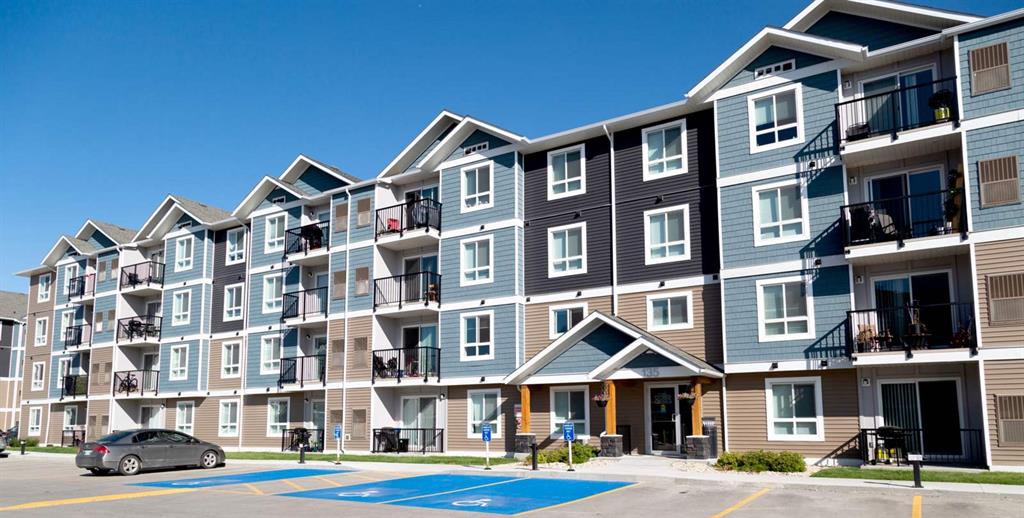 115 North Point Blvd
