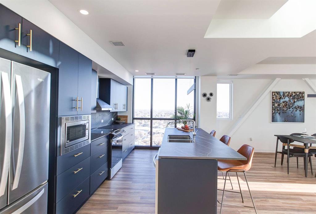 3015- 3025 Pembina Highway