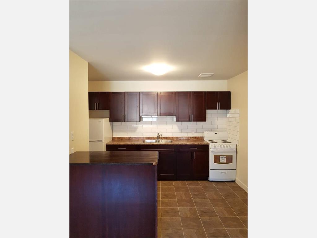 304 stradbrook avenue, winnipeg Apartment for Rent