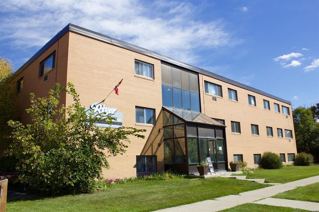 61 Clayton Dr.