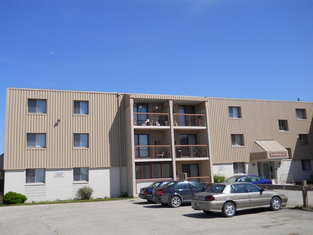 9 Mandalay Dr