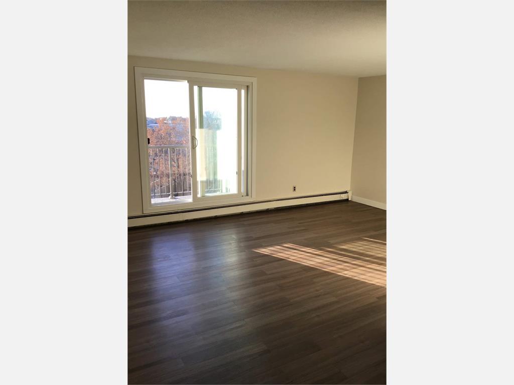 925 chancellor drive, winnipeg Apartment for Rent